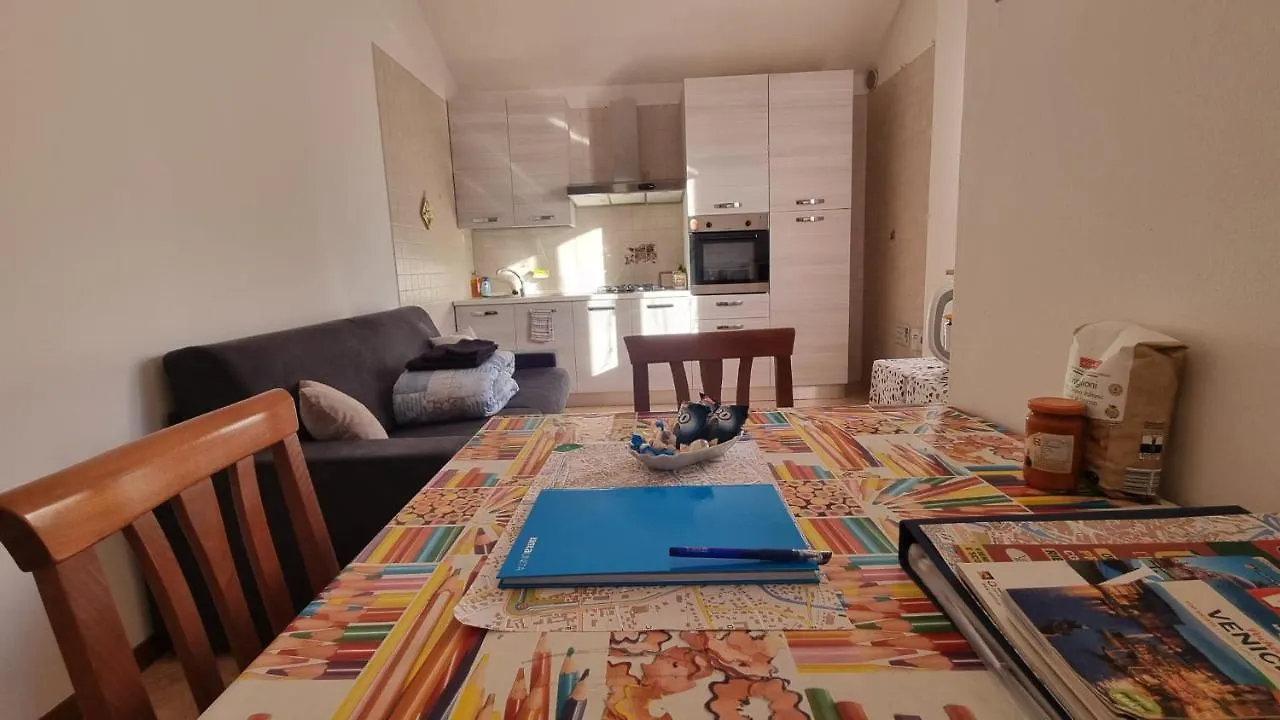 Da Paolo E Samuela Apartment San Trovaso 0*,  Italy